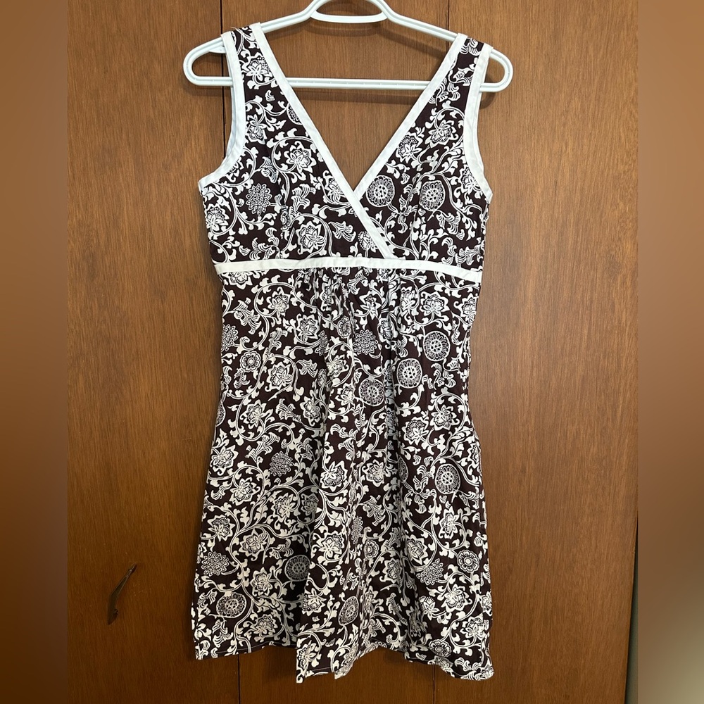 dBy Ltd Brown and White Dress